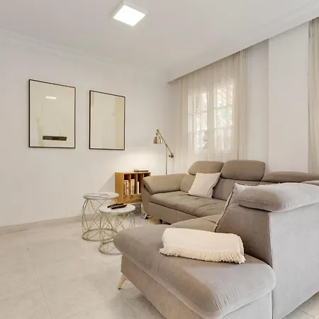 Preciosa Casa Con Jardin Privado