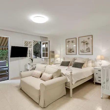Preciosa Casa Con Jardín Privado