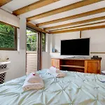 Preciosa Casa Con Jardin Privado