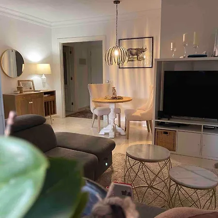 Preciosa Casa Con Jardín Privado