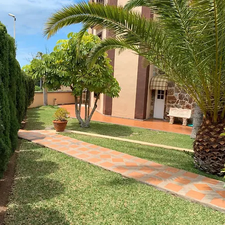 Preciosa Casa Con Jardin Privado