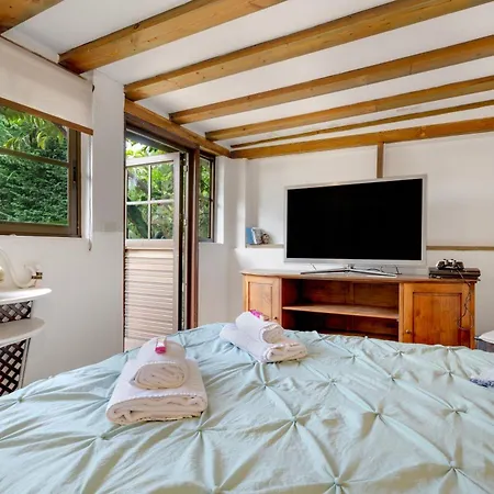 Preciosa Casa Con Jardin Privado